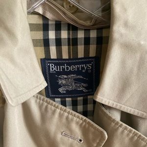 Burberry trench coat (vintage)